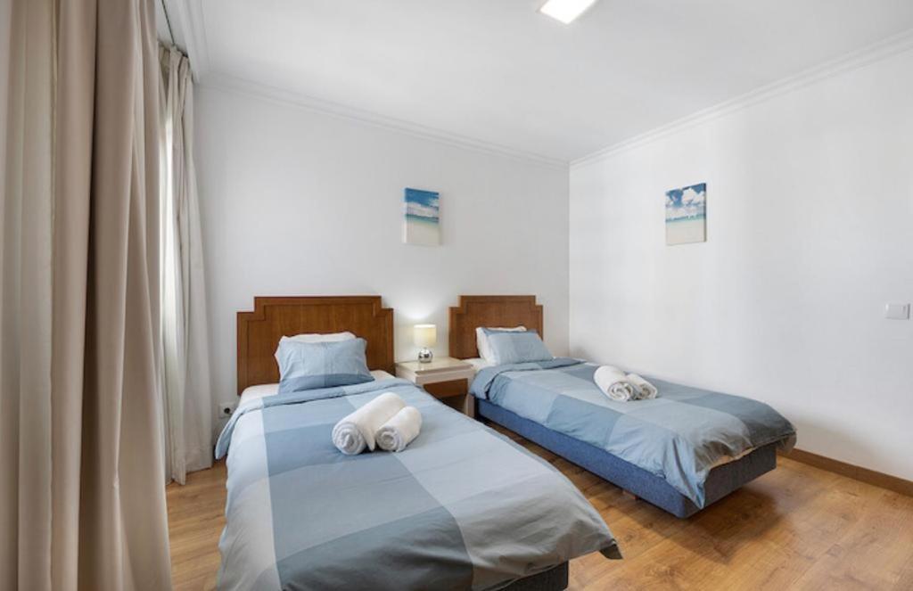 Cozy Apartment With Seaview 300M From The Beach Portimão Exterior foto